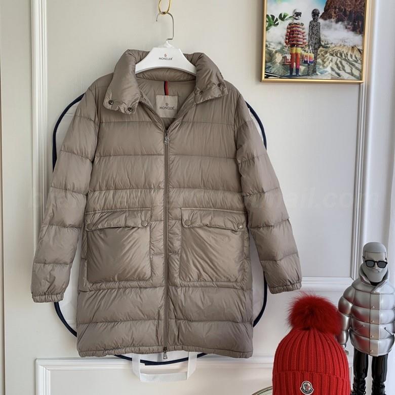 Moncler Women's Outwear 184